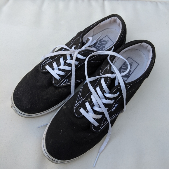 vans basic shoes